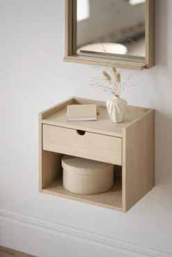 HILLMOND seinähylly / yöpöytä 40 cm